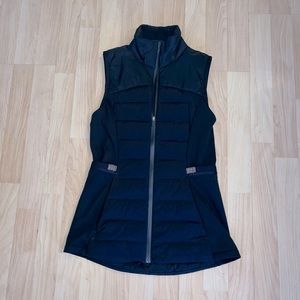 Lululemon LW4AQLS Down for it all puffer vest black 4 goose down